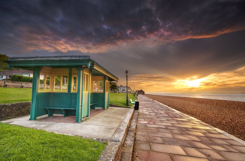 z2187 Cowes Seafront at Sunset - Yarmouth to West Cowes inc Newtown