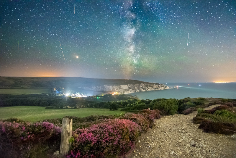 z3259 Perseid Meteors over Alum Bay - Freshwater Bay to Colwell Bay inc the Needles