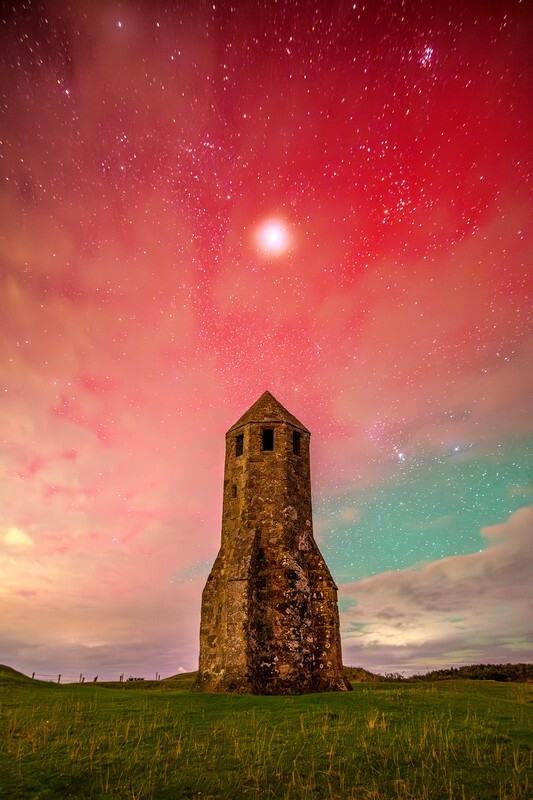 z4309 Jupiter and Aurora over St Catherine's Oratory - Ventnor to St Catherine's inc Bonchurch, Whitwell & the Undercliff