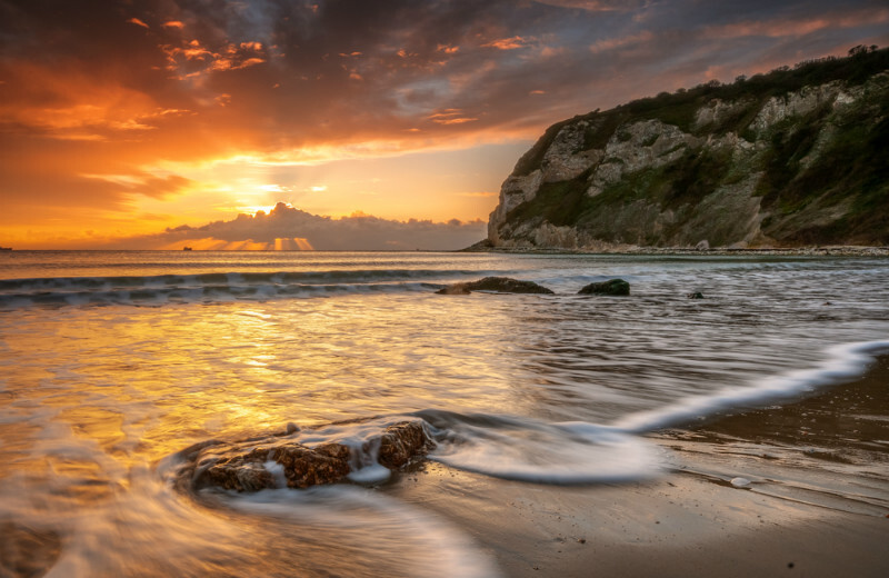 z3695 Whitecliff Bay Golden Sunrise - Seaview to Bembridge, Whitecliff Bay and Brading