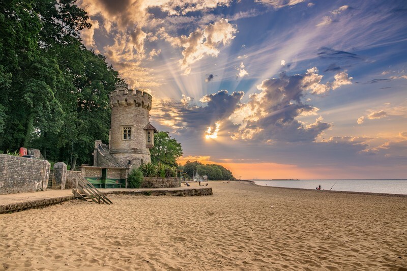 z4390 Solstice Sunset, Appley - Latest images