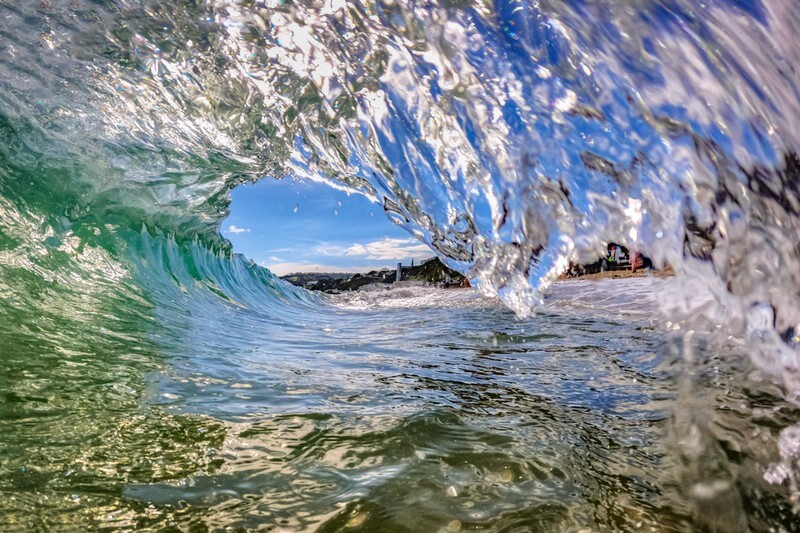 z4024 Spring Surf, Shanklin Beach - The