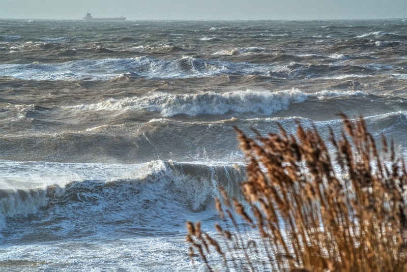 z3158 Winter Gales St Catherines Point - Ventnor to St Catherine's inc Bonchurch, Whitwell & the Undercliff