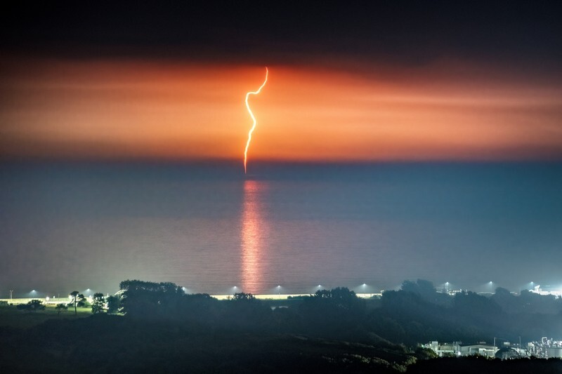 z4193 Distant Channel Strike off Sandown - The