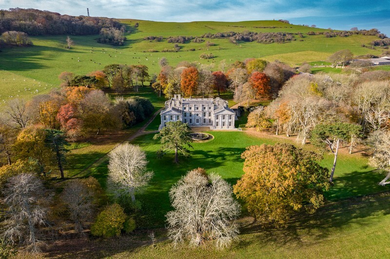 z3949 Autumnal View over Appuldurcombe House - Sandown, Shanklin, Luccombe and Wroxall
