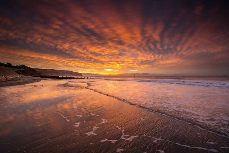 z3397 Yaverland Beach at Sunrise - Sandown, Shanklin, Luccombe and Wroxall