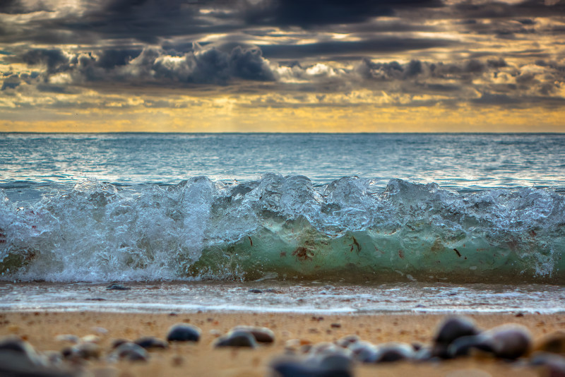 z2841 Winter Wavelet at Freshwater Bay - The