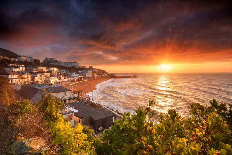 z2637 Ventnor Bay Sunrise - Ventnor to St Catherine's inc Bonchurch, Whitwell & the Undercliff