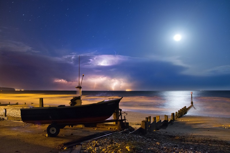 z2481 Midnight Storm, Shanklin Beach - The