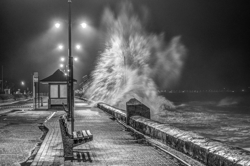 z2864 Wave Explosion, Shanklin Beach - Sandown, Shanklin, Luccombe and Wroxall