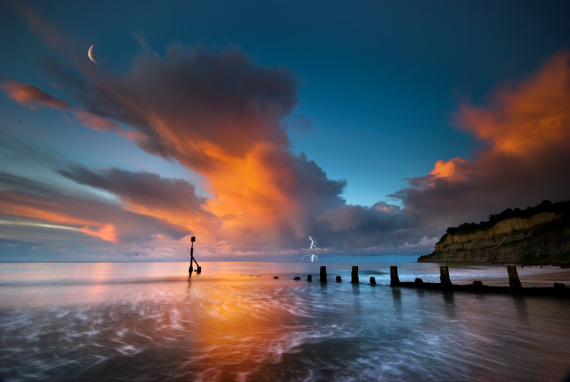 z1042 Thunderstorm, Shanklin Chine - Sandown, Shanklin, Luccombe and Wroxall