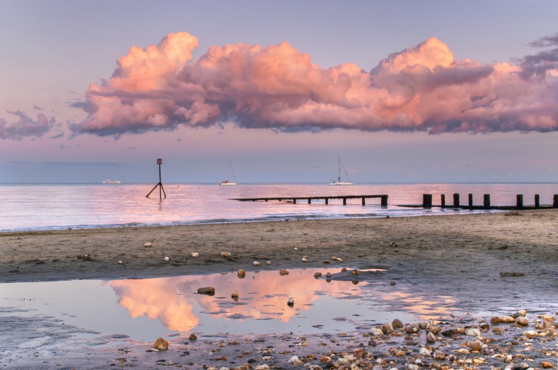 z2509 Evening Reflections Shanklin Beach - Sandown, Shanklin, Luccombe and Wroxall