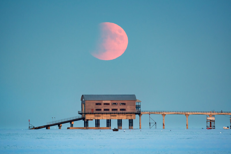 z3470 Bembridge Lifeboat Station under the Eclipsed Moon - Seaview to Bembridge, Whitecliff Bay and Brading