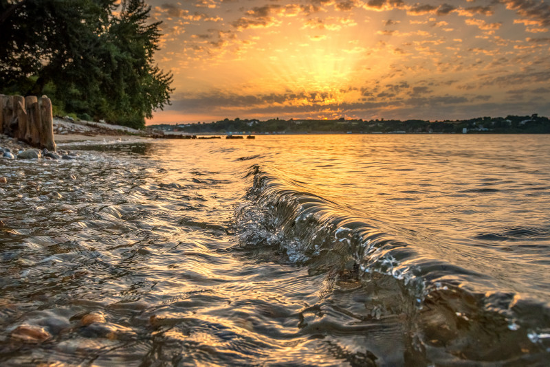 z3254 Bembridge Sunset Wavelet - Seaview to Bembridge, Whitecliff Bay and Brading