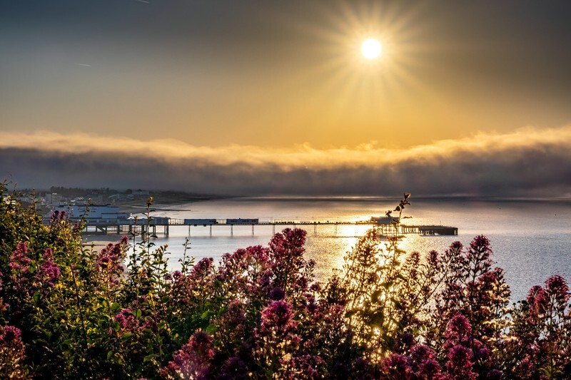 z4283 Fog Bank over Sandown Bay - Sandown, Shanklin, Luccombe and Wroxall
