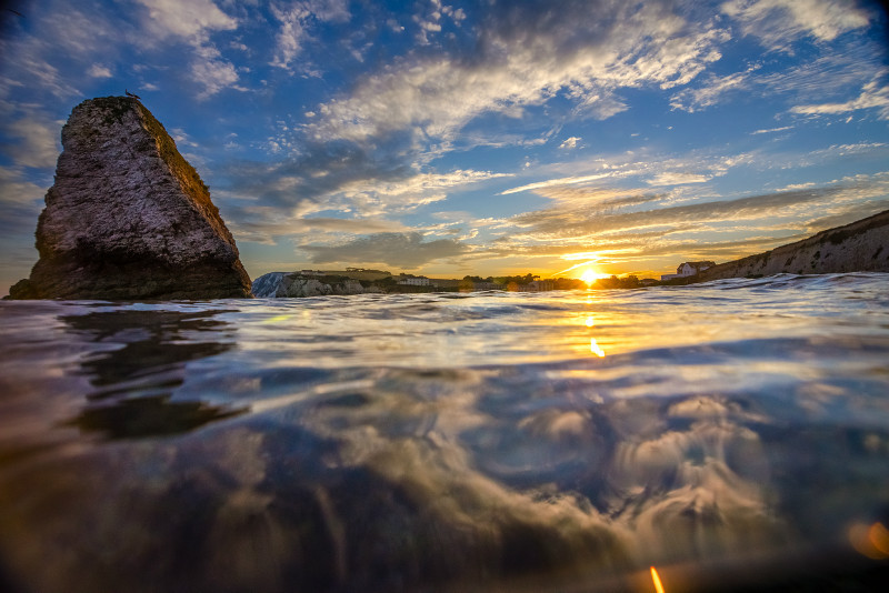 z2798 Reflections of Freshwater Bay - Freshwater Bay to Colwell Bay inc the Needles