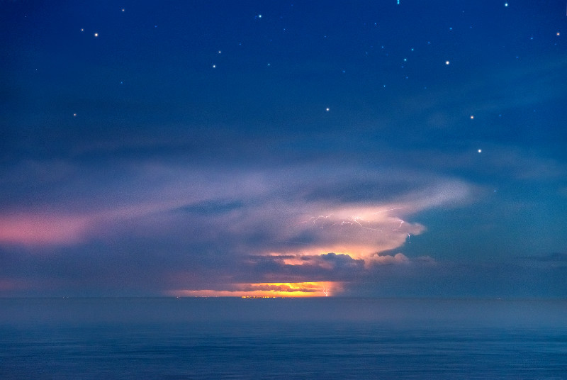 z2890 Distant Storm over France - Ventnor to St Catherine's inc Bonchurch, Whitwell & the Undercliff