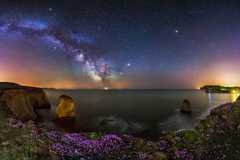 z2705 The light of our Galaxy Freshwater Bay - Freshwater Bay to Colwell Bay inc the Needles