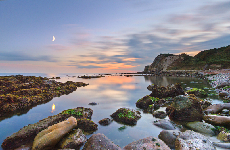 z2128 Woody Bay at Dusk - Ventnor to St Catherine's inc Bonchurch, Whitwell & the Undercliff