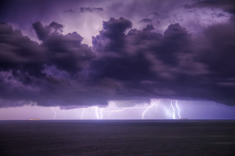 z2849 Winter Lightning over the Channel - The