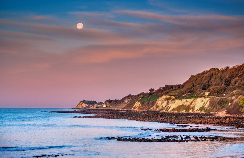 z3757 Morning Light, Ventnor and beyond - Ventnor to St Catherine's inc Bonchurch, Whitwell & the Undercliff