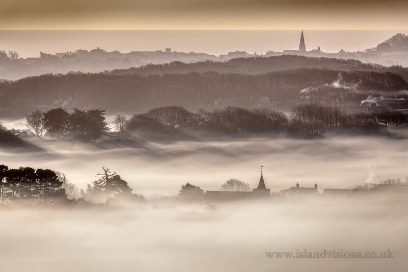 z3976 Newchurch through the Mist - The Inner Island inc Newport & Godshill