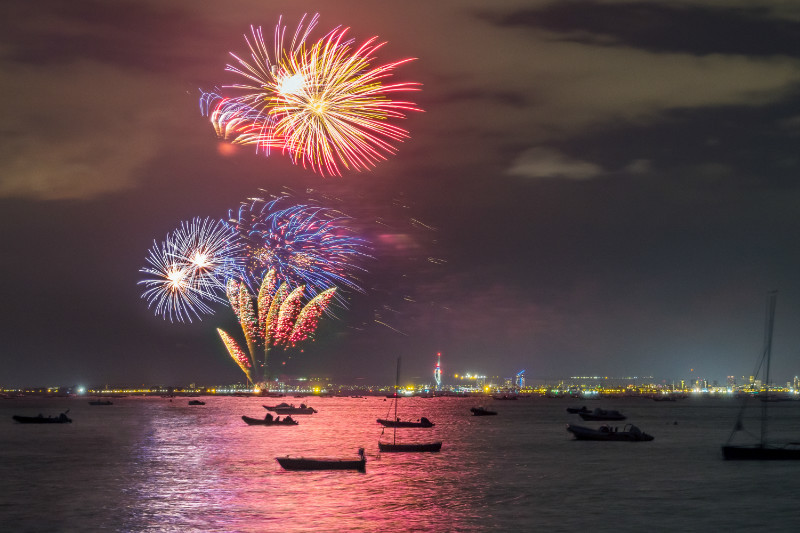 z3274 Seaview Regatta Fireworks - Seaview to Bembridge, Whitecliff Bay and Brading