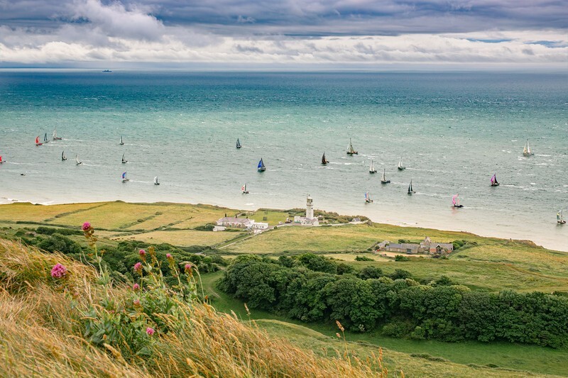 z4385 Round the Island Race, St Catherine's Point - Latest images