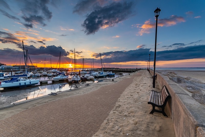 z3809 Ryde Harbour Sunset - East Cowes to Ryde inc Haventstreet, Ashey, Wooton & Binstead