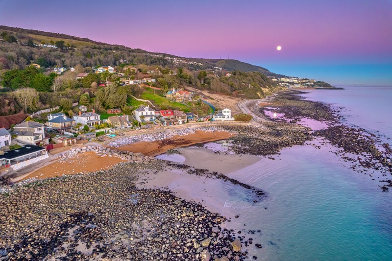 z4003 Moonrise over Steephill Cove - Ventnor to St Catherine's inc Bonchurch, Whitwell & the Undercliff