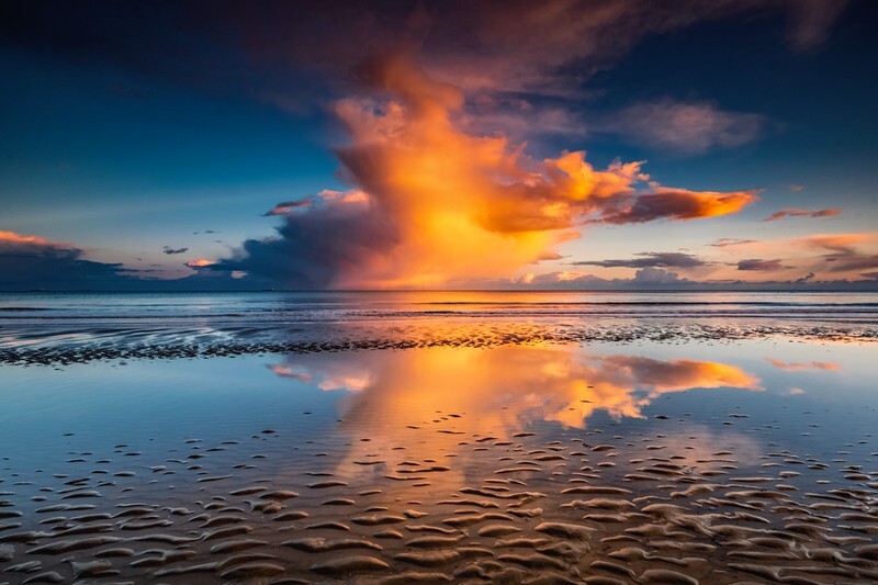 z4114 Winter Reflections, Shanklin Beach - Sandown, Shanklin, Luccombe and Wroxall