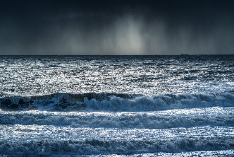 z3572 Stormy Seas, Niton - Ventnor to St Catherine's inc Bonchurch, Whitwell & the Undercliff