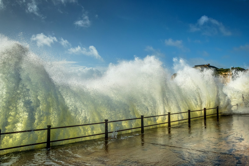 z3132 Freshwater Bay Wave Surge - Freshwater Bay to Colwell Bay inc the Needles