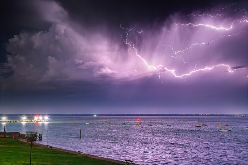 z4438 Midnight Strikes over Yarmouth - Latest images