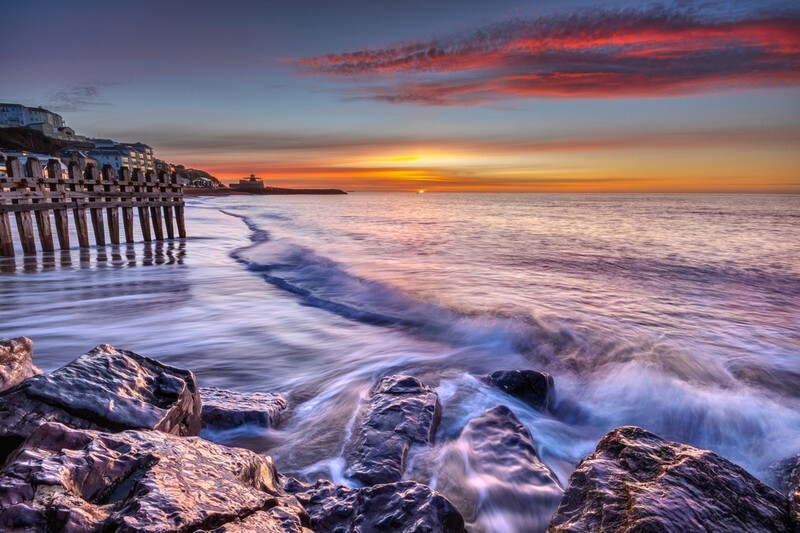 z3992 Sunrise, Ventnor Beach - Ventnor to St Catherine's inc Bonchurch, Whitwell & the Undercliff