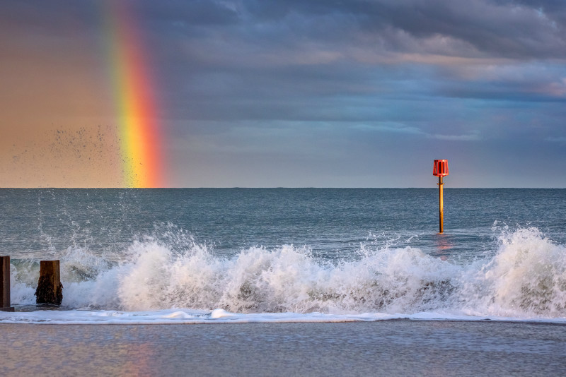 z3111 Passing Shower, Sandown Bay - Sandown, Shanklin, Luccombe and Wroxall