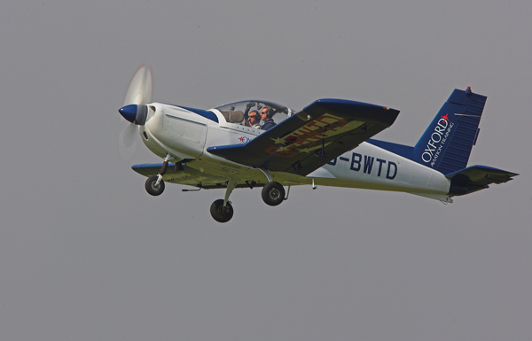 Zlin Z242 - Aviation