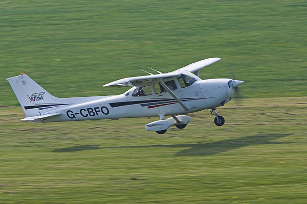 Cessna 172   G-CBFO - Aviation