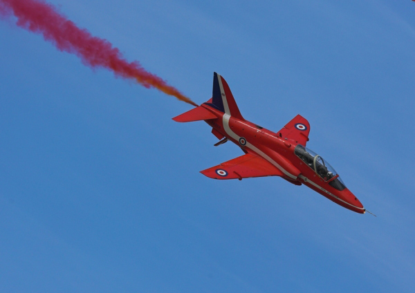 Red Arrows Hawk Trainer - Aviation