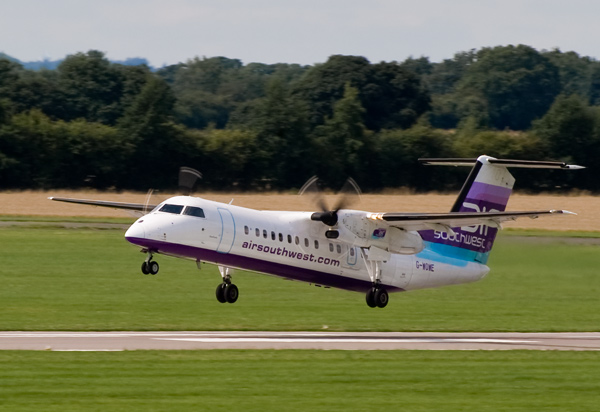 Dash 8 - Aviation