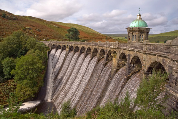 Craig Goch Dam - Travel & Landscapes