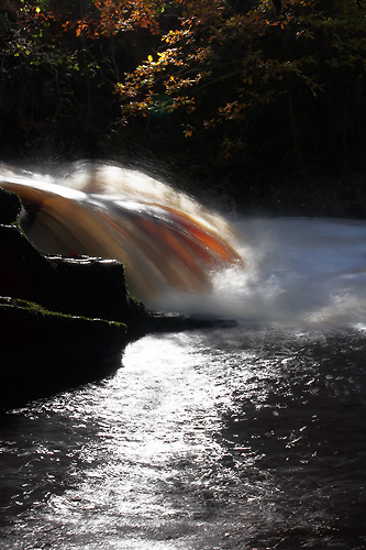 Autumn Fall, River Clyde - UK Scenery