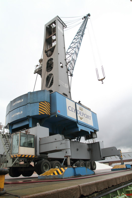 HSC012: Clydeport Crane - Marine Science and Conservation
