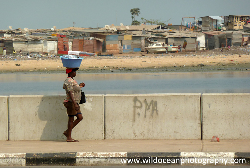 ANG011: Walk home - Angola (W. Africa)