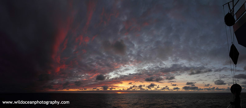 SCE004: Sunset over the Atlantic - Seascapes
