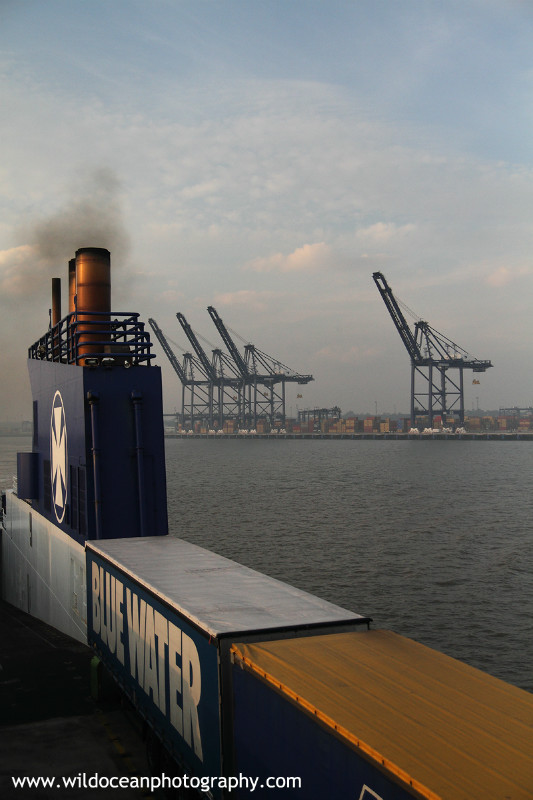 OGS002: Shipping - Oil / Gas / Shipping
