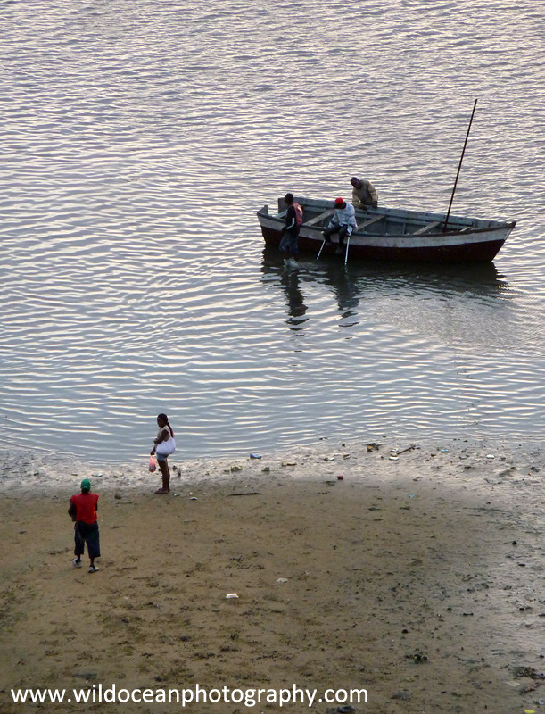 ANG006: Ferry - Angola (W. Africa)