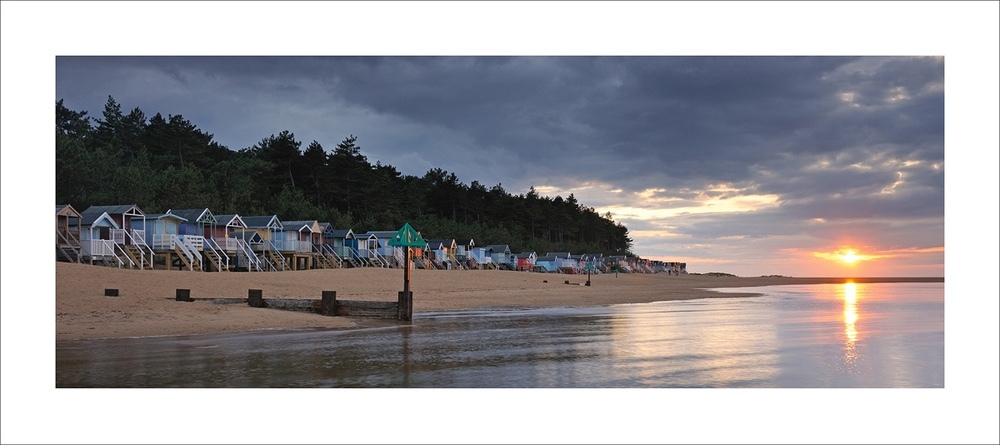 Sundown - Wells and Holkham Beach Huts - Pano - Mini