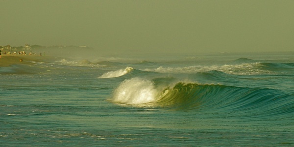 Waves Southampton - New York