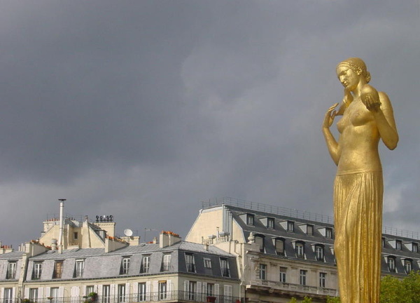  - Paris